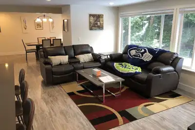 Image de Unité duplex 3bd \/ 2ba moderne et rénovée à Bothell - à pied de Uw Bothell, centre-ville