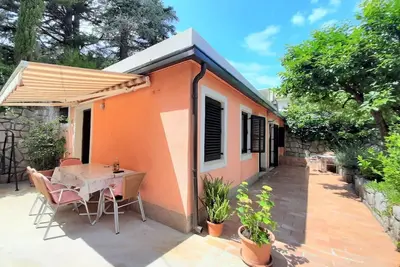 Bungalow Cherry with WiFi & air conditioning