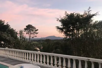 Image de Villa d’exception entre Bidart et Biarritz. Vue Pyrénées. Proche golf Ilbarritz