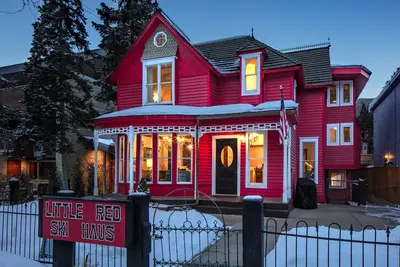 Image de Maison victorienne au coeur d'Aspen. Courte promenade à la télécabine