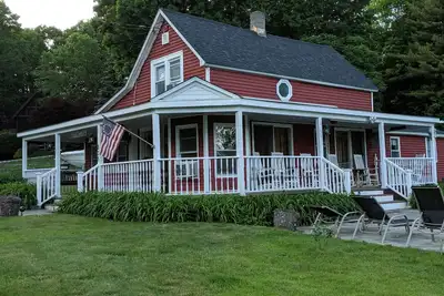 Image de Animaux acceptés, dans le pittoresque Bolton Landing, nouveau patio et porche panoramique remis à neuf
