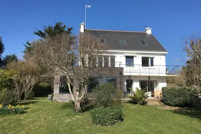 Image de Maison de bord de mer au Pouldu (29) avec vue mer et à 50 mètres des plages