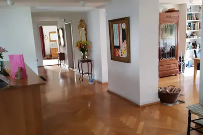 Image de Zh Freiestr. :  3 lg. Br, 3 full Ba, washer\/dryer, elegant, bright Apt. for 6 - 7