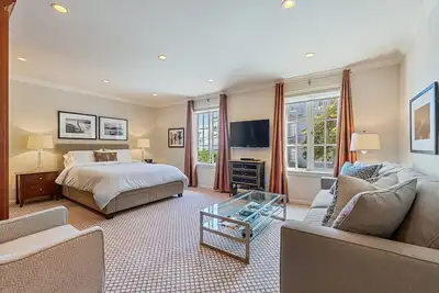 Image de Grandes Avis! Russian Hill Luxury Suite.