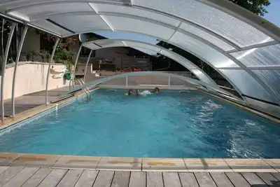 Image de In heart of the Rhône-Alpes, 4-person air-conditioned apartment, sheltered pool.