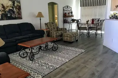 Image de Lac Havasu ~ maison unifamiliale ~) Lancement de bateau ~ Terrain de golf ~ Parker Dam ~ Wildlife Refu
