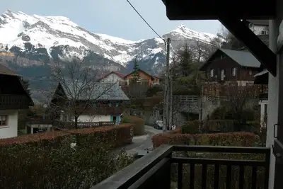 Image de Spacious Apartment, Mountain Views, easy access to slopes and shops