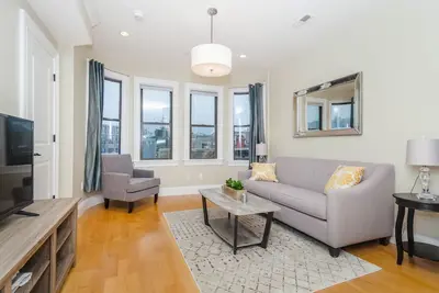 Image de Luxe au dernier étage 2 chambres au cœur de Boston's North End