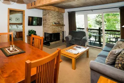 Image de Beau deux chambres au dernier étage de montagne-rustique