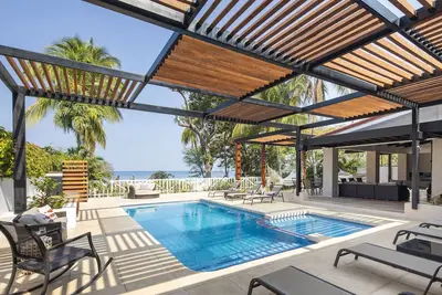 Image de Beach House Hermosa - 18 personnes - À quelques pas de la plage