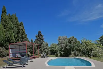 Image de La Calèche au Domaine de Curé avec piscine