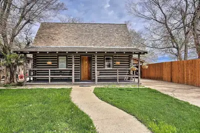 Image de Nouveau! \"Cabane maltaise\" à proximité des attractions de Medora