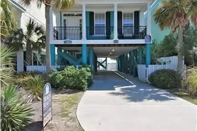 Image de Sanderling, 5 chambres, 5 salles de bain, bord de l'océan, piscine privée et promenade sur la plage!