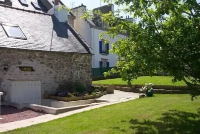 Image de Maison de caractère, classée ** (office de tourisme), Tréboul 76 Maréchal Foch