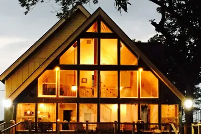 Image de New Moon Lake Lake Lodge Lodge idéal pour une escapade en famille ou en couple!