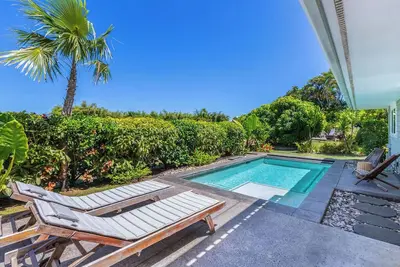 Image de Villa Hokulani - Nouvelle piscine, A / C, terrain de golf et vue sur l'océan