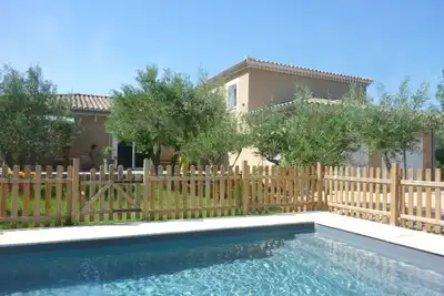 Image de Maison cosy au grand calme, 4km d'Uzes piscine - 6 p
