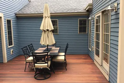 Beautiful New Minute Rennovated Home à la plage