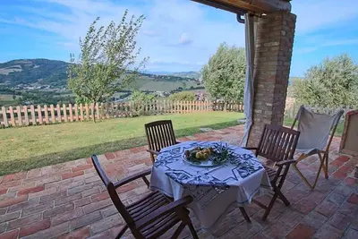 Image de Offre spéciale! Retraite délicieuse dans un pays d'été incroyable w / piscine près d'Urbino