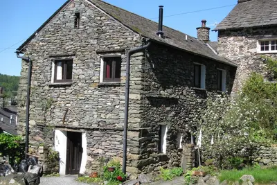 Grange de Lakeland avec vue sur la montagne