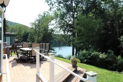 Image de Cooperstown Baseball Rentals - Anglewoods - Au bord du lac sur le lac Goodyear!