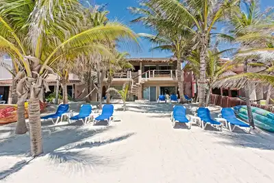 Condo 2 chambres en bord de mer. Meilleur choix dans la région!