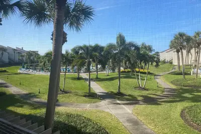 Image de Petit coin de paradis, Siesta Dunes 2-209. Rabais d'automne jusqu'en octobre ~