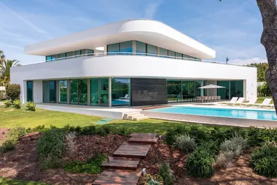 Image de Villa with free Wi-Fi | Private Heated Pool | Gym access | Concierge service | near beach, restaurants, Spa, driving range [Lux Mare I]