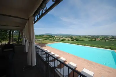 Image de Spoleto au bord de la piscine, apt. 6 - vue magnifique, Ă seulement 1 km du vieux village