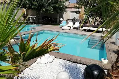 Image de Très belle villa, superbe piscine, proche de la mer, idéale famille 5\/6 pers
