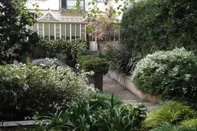 Image de Charmant. . suite avec terrasse
