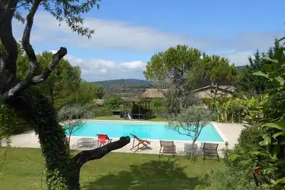 Image de Coco-maison colorée vacances Drôme provençale -