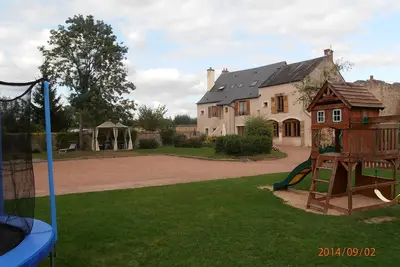Image de Grand gîte dans propriété arboré et proche centre ville