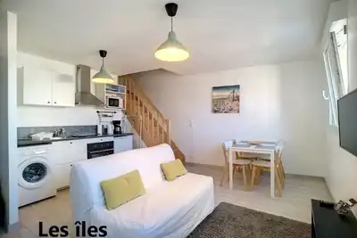 Image de Beau duplex proche de la mer ( les îles )