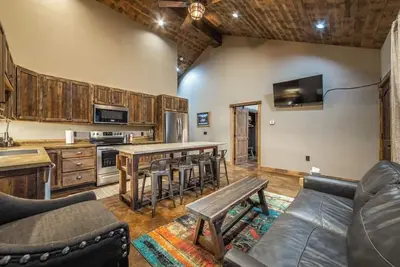Image de Your Basecamp to Glacier Park – 2br\/1ba Condo- Perfect Location- Sleeps 6-#2