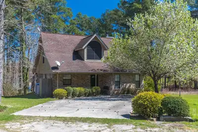 Image de Rayburn Country Cabin