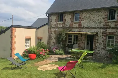 Image de Maison de charme de 85 m², jardin clos de 1100m2. Meublé de tourisme 3*