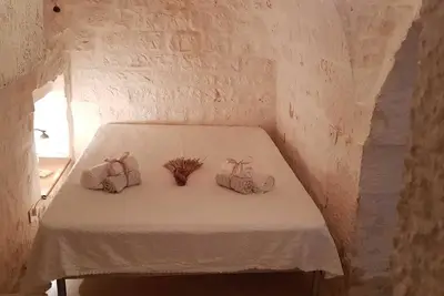 Trulli Anna