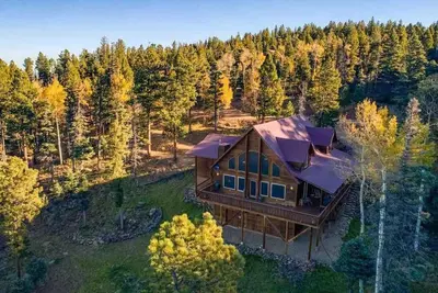 Image de Maison de rêve en montagne avec vue à 180 degrés sur la vallée de Moreno et les principaux pics