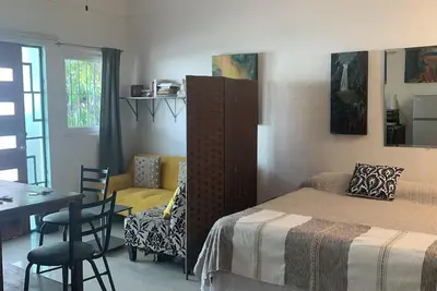 Image de Chambre de style hôtel - Casa Tres Lunas # 3