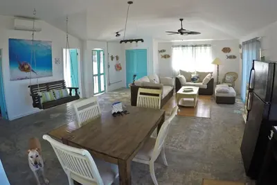 Image de Half Moon Cottage - Ocean View à Stella Maris sur Long Island