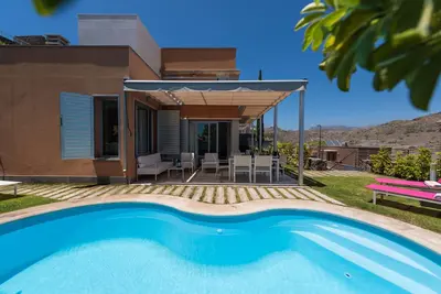 Image de Superbe Villa Avec Piscine Chauffee Privee