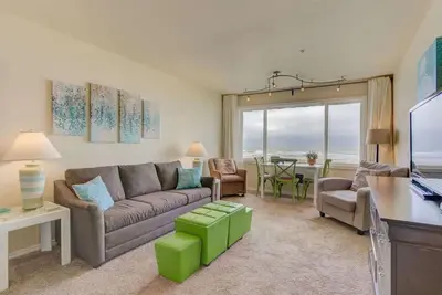 Image de «Aqua'd Moments» au Sea Gypsy! Rénov�� deuxième étage Oceanfront Condo!
