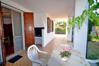 Image de Chalet au rez-de-chaussée avec grand jardin, quartier calme près de la mer