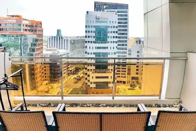 Spacious 1 Br Unit in AppleOne Ayala