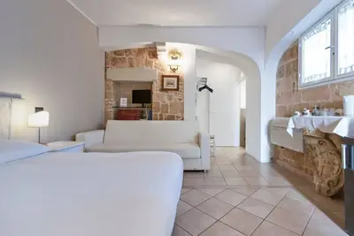 Image de Splendide et indépendante Suite dans le centre de Lecce (Réductions pour de longues périodes)