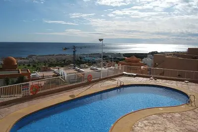 Image de Appartement 2 chambres avec piscine communautaire près du terrain de golf