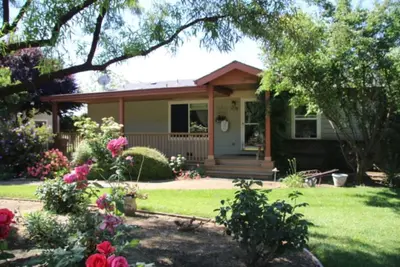 Image de Property on 10 Acres