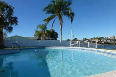 Image de Front de mer, piscine, dock 220 '\/ pêche en eau profonde, location de bateaux, plage privée! ! !