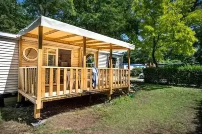 Image de Grenat - 24m2 - 2 Schlafzimmer mit Ventilator - Tv - Covered Terrass - 1 Vehicle Inclusive 5 Personen